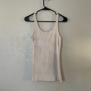 GAP favorite white tank